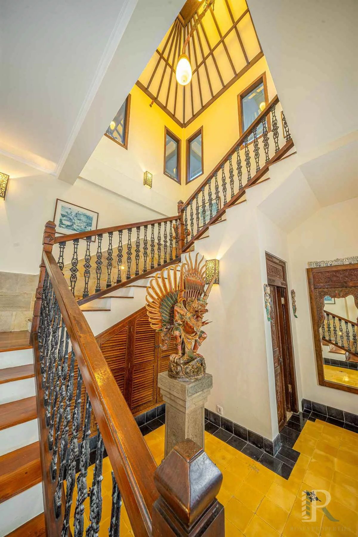 6 Bed, 7 Bath, HouseFor Sale, Badung, Bali