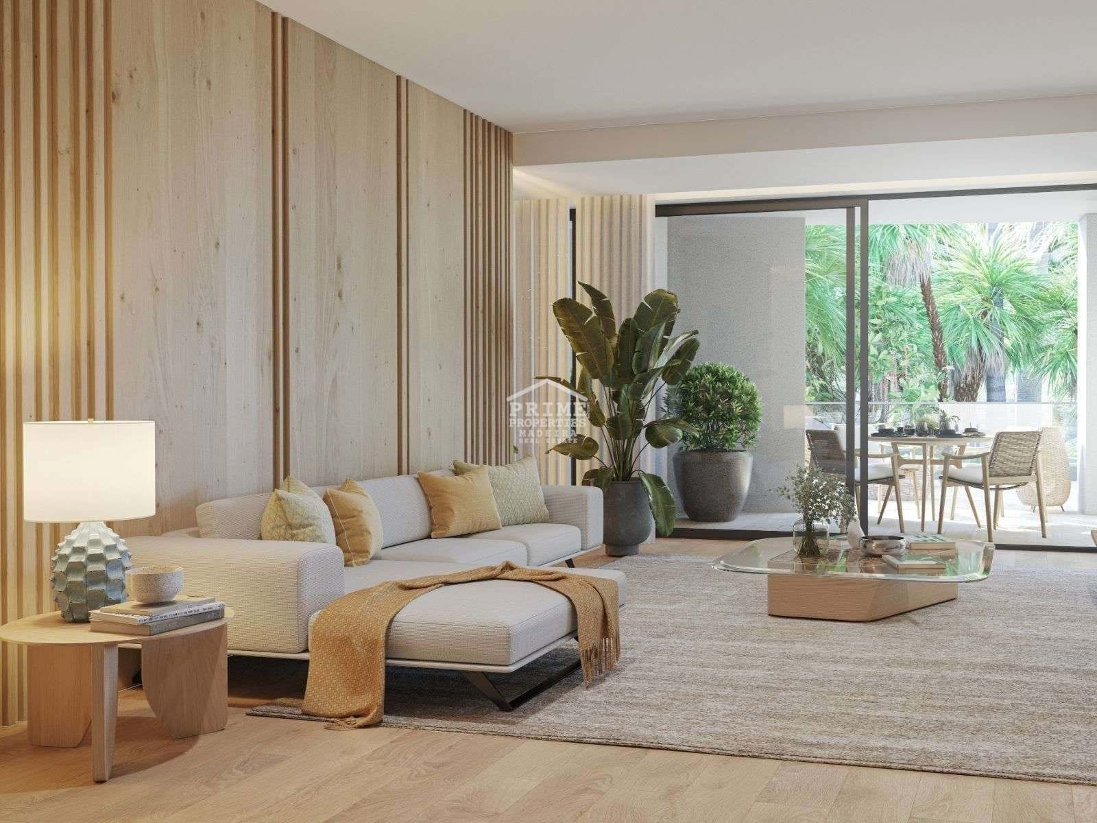 4 Bed, 3 Bath, ApartmentFor Sale, Funchal, Ilha da Madeira, 9000-098