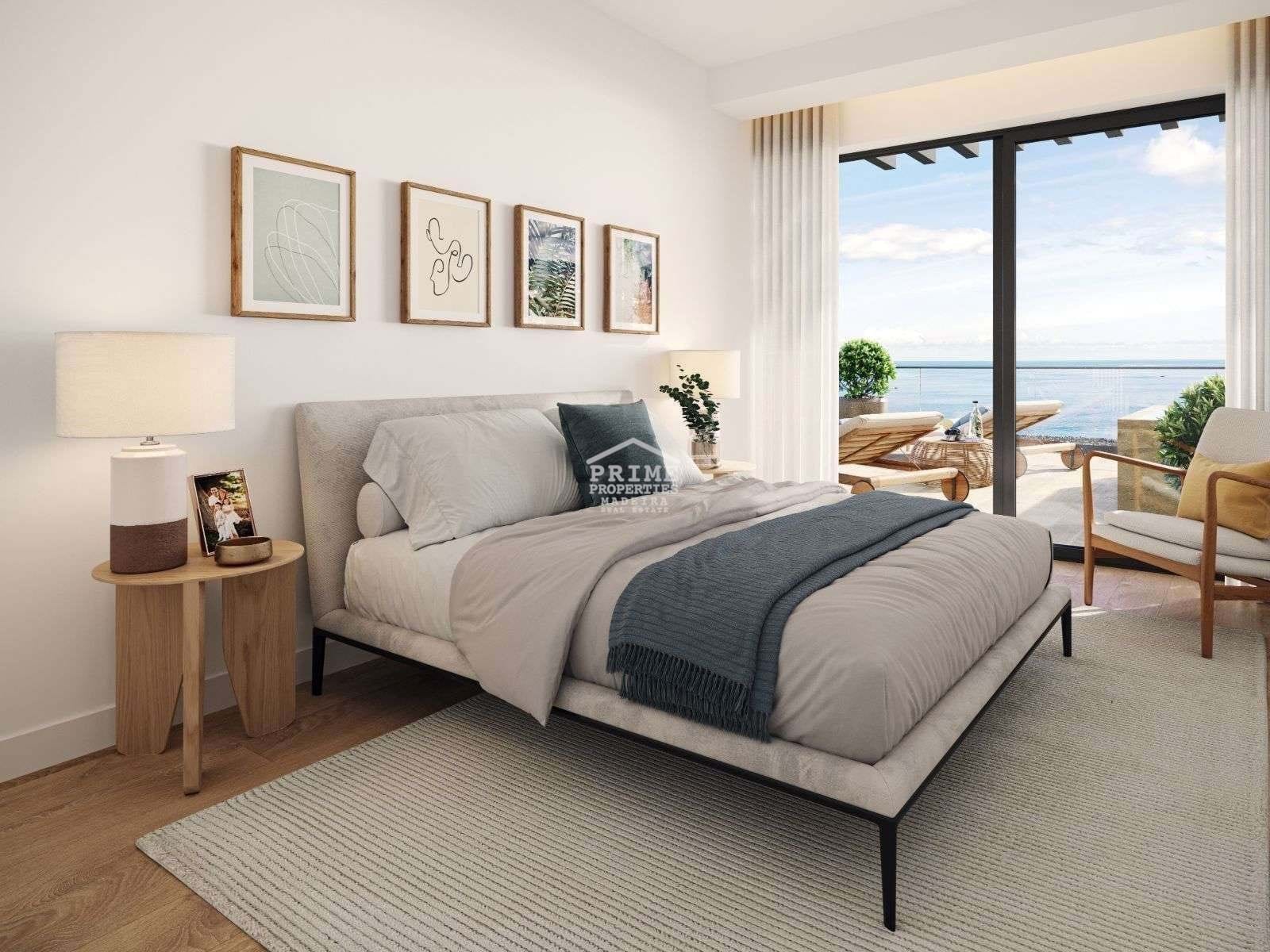 4 Bed, 3 Bath, ApartmentFor Sale, Funchal, Ilha da Madeira, 9000-098