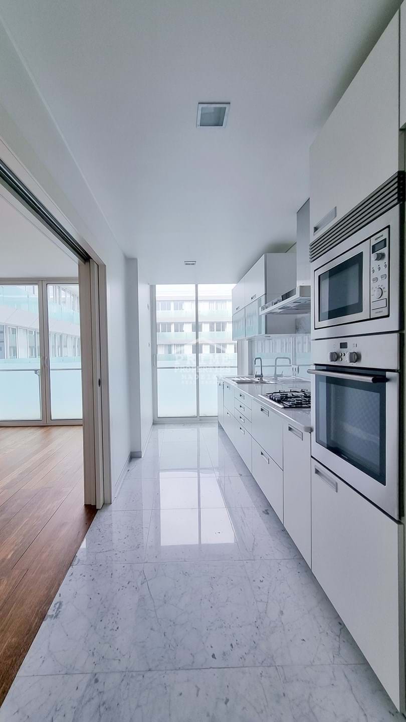 3 Bed, 2 Bath, ApartmentFor Sale, Funchal, Ilha da Madeira, 9000-089 3 Bed, 2 Bath, ApartmentFor Sale, Funchal, Ilha da Madeira, 9000-089