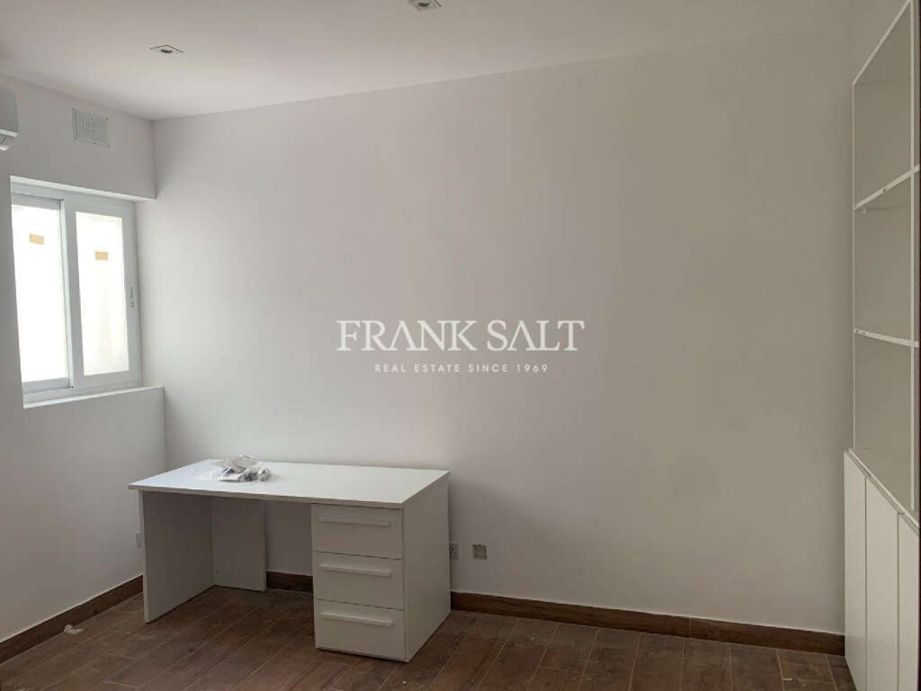 3 Bed, ApartmentFor Sale, Marsalforn, Gozo