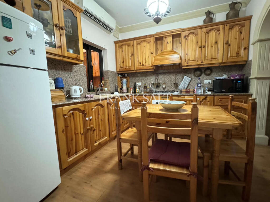 2 Bed, ApartmentFor Sale, Marsascala, Malta