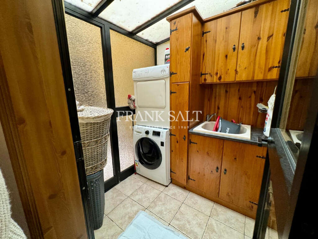 2 Bed, ApartmentFor Sale, Marsascala, Malta