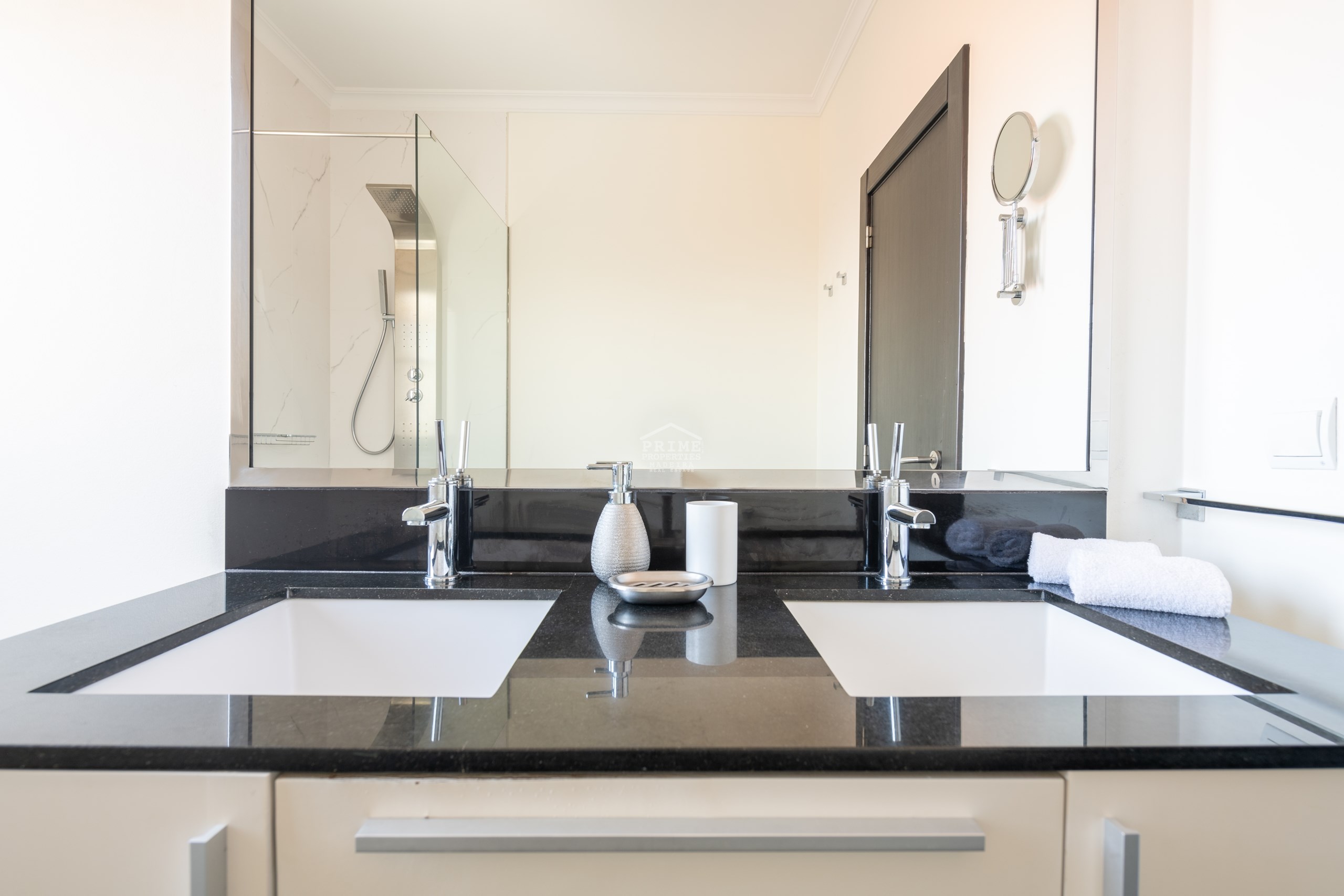 3 Bed, 4 Bath, HouseFor Sale, Funchal, Ilha da Madeira, South, 9020-415