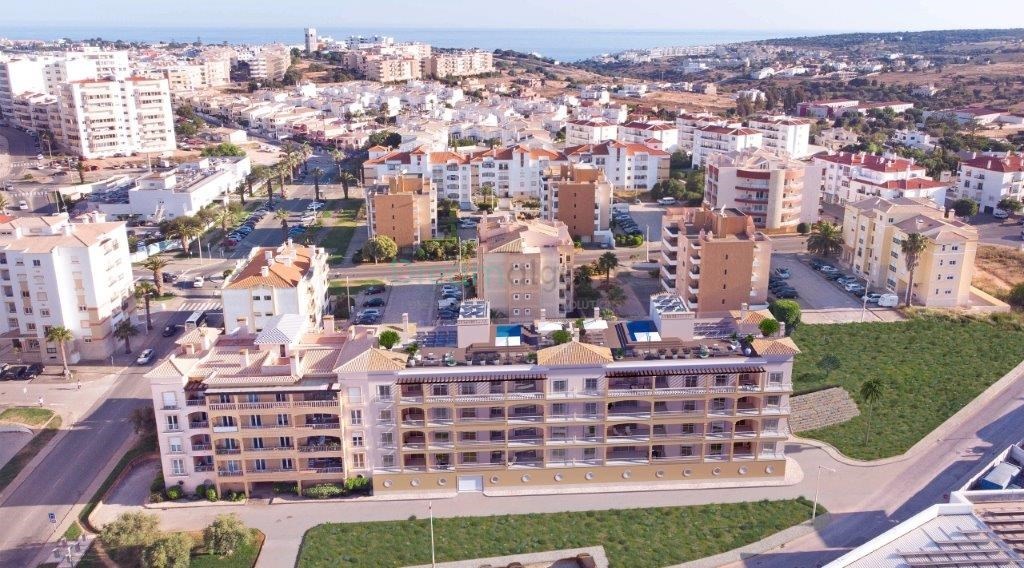 2 Bed, 2 Bath, ApartmentFor Sale, Lagos, Faro, 8600-641