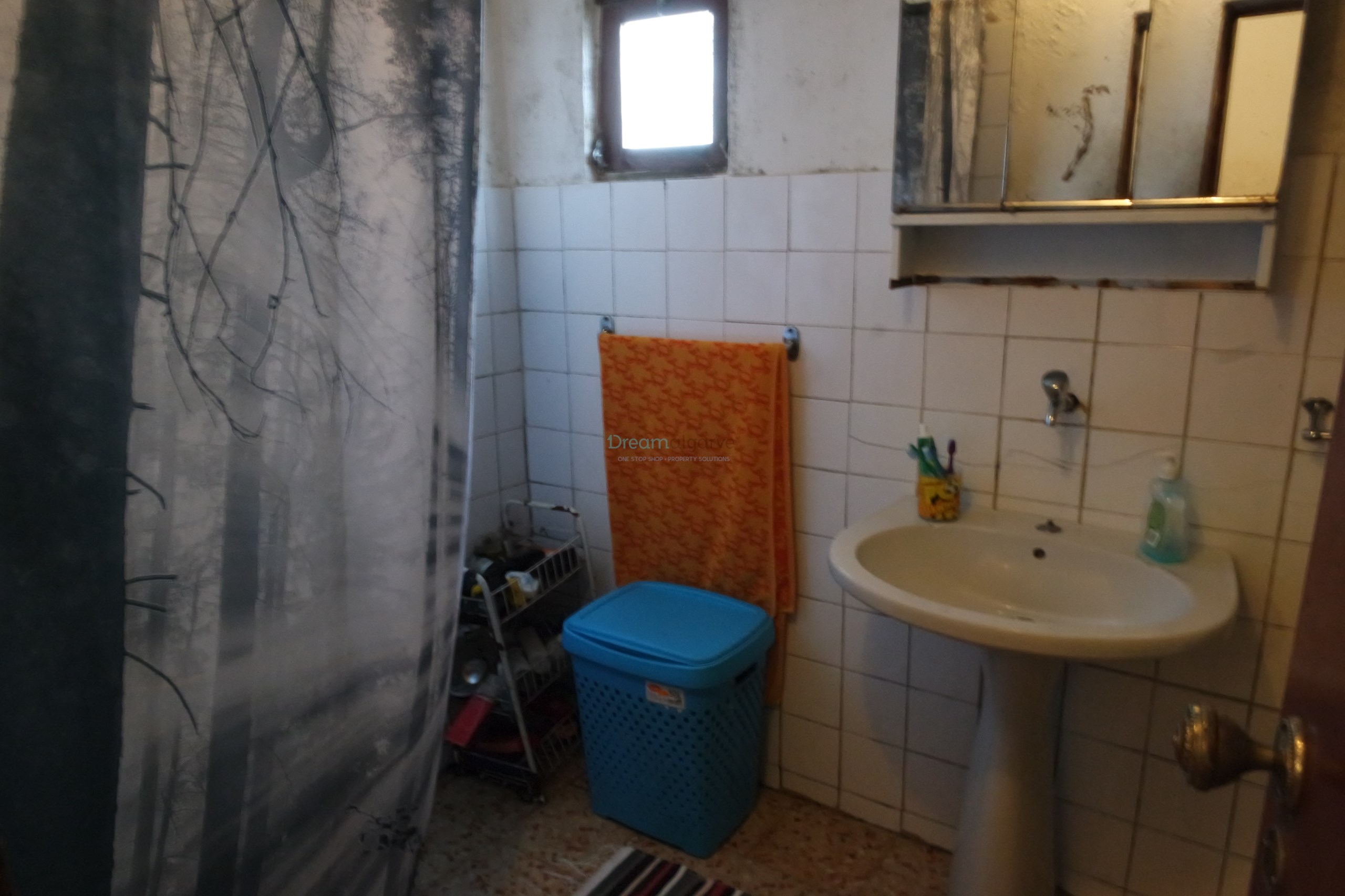 5 Bed, 2 Bath, HouseFor Sale, Lagos, Faro, 8600-308