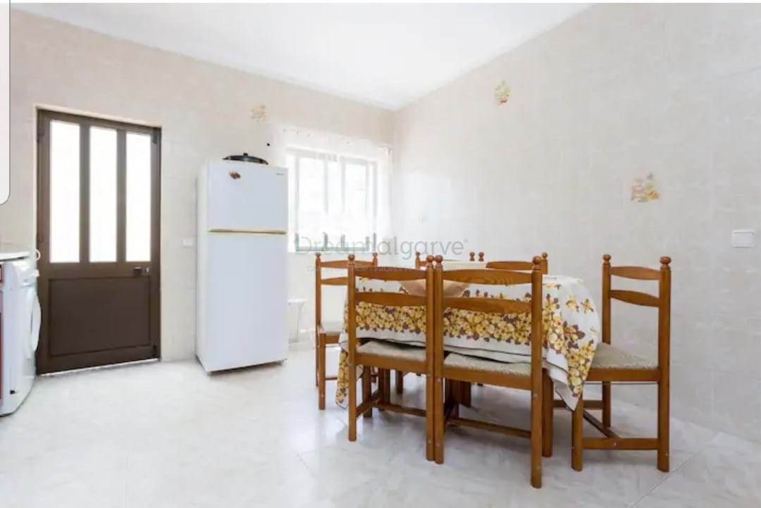 6 Bed, 2 Bath, HouseFor Sale, Lagos, Faro, 8650-105