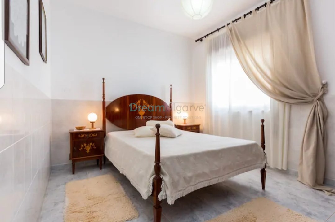 6 Bed, 2 Bath, HouseFor Sale, Lagos, Faro, 8650-105