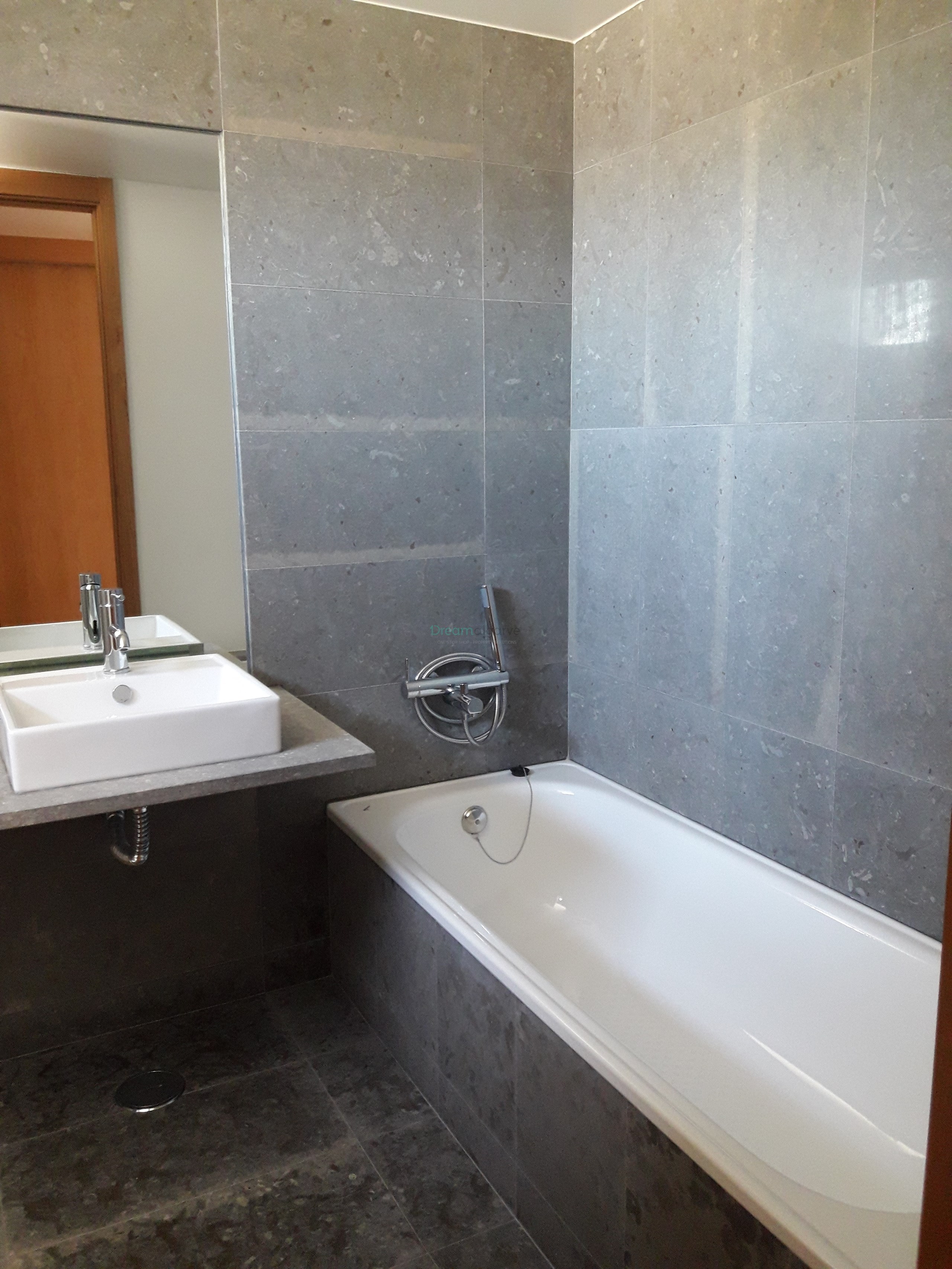 2 Bed, 2 Bath, ApartmentFor Sale, Lagos, Faro, 8600-325