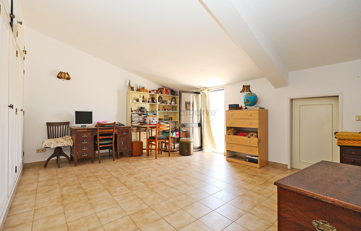 4 Bed, 3 Bath, HouseFor Sale, Lagos, Faro, 8600-728