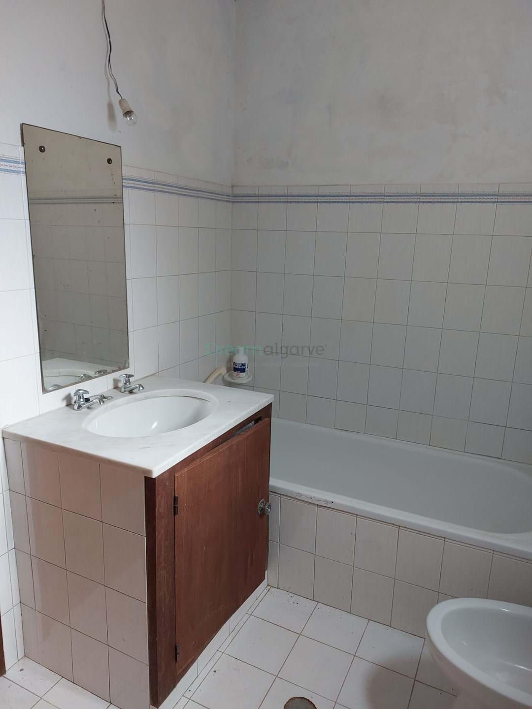 4 Bed, 1 Bath, HouseFor Sale, Lagos, Faro, 8600-250