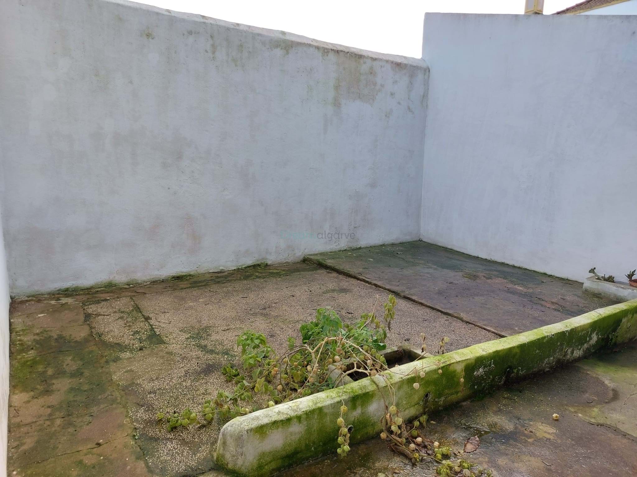 4 Bed, 1 Bath, HouseFor Sale, Lagos, Faro, 8600-250