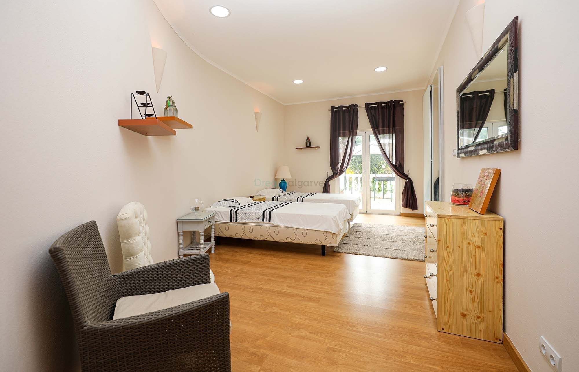 Commercial Property, For Sale