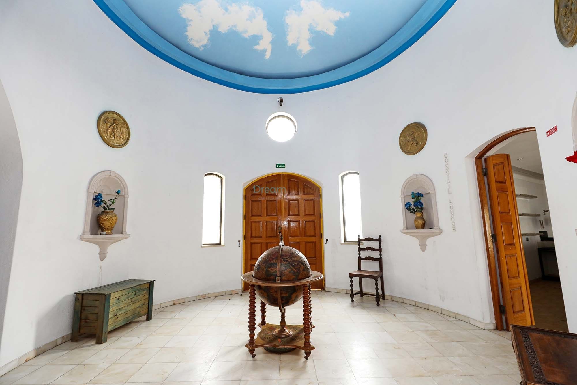 Commercial Property, For Sale