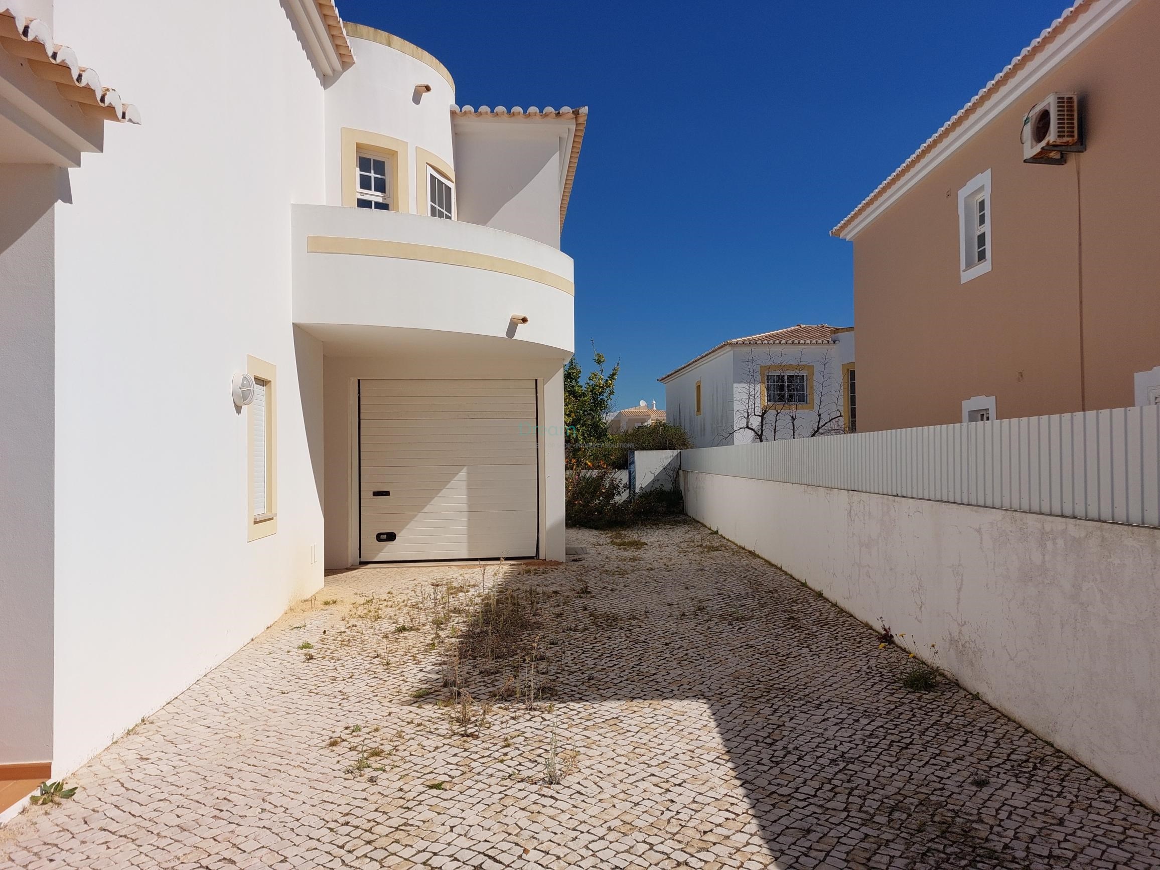 4 Bed, 3 Bath, HouseFor Sale, Lagos, Faro, 8600-282