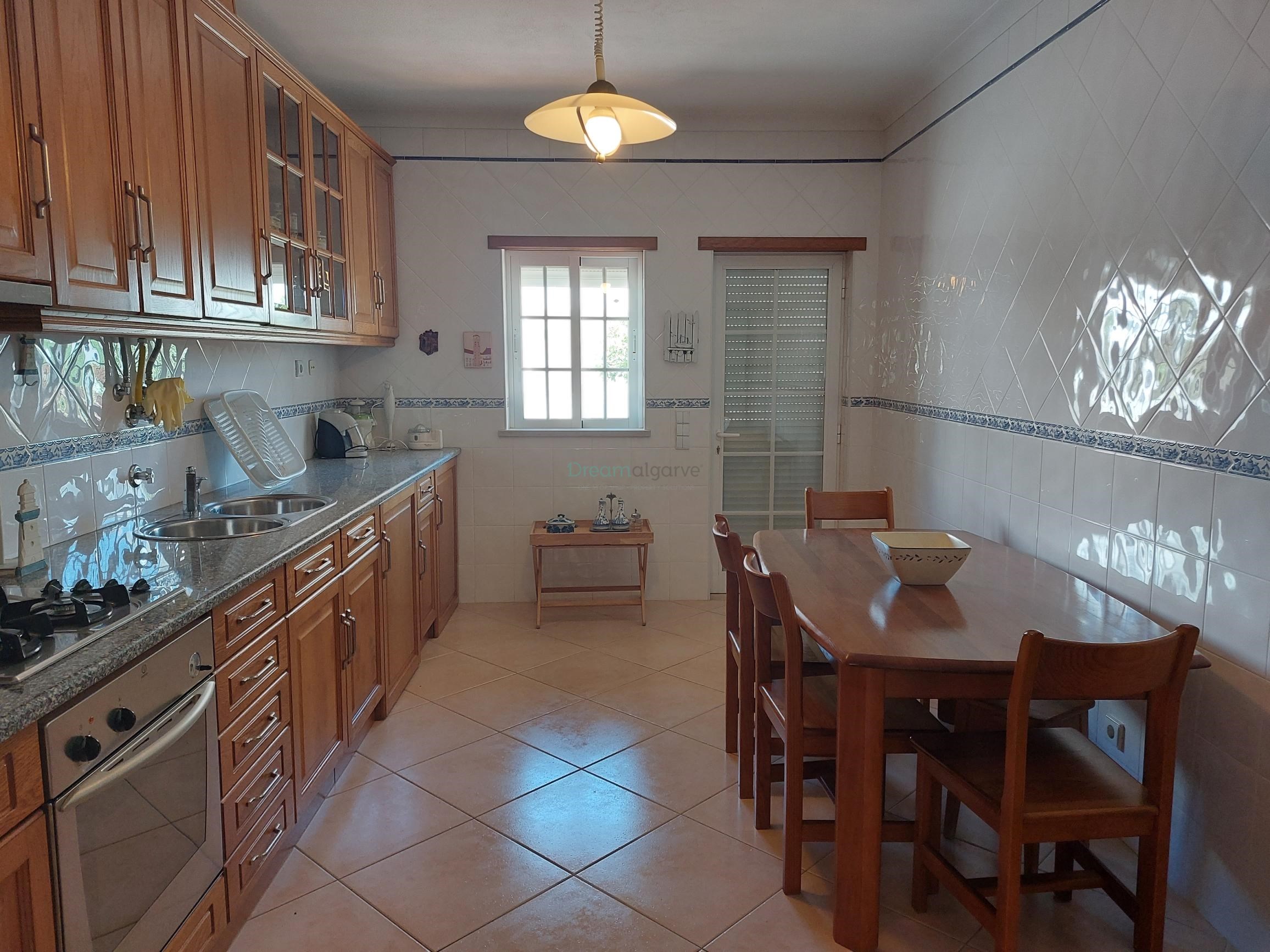 4 Bed, 3 Bath, HouseFor Sale, Lagos, Faro, 8600-282