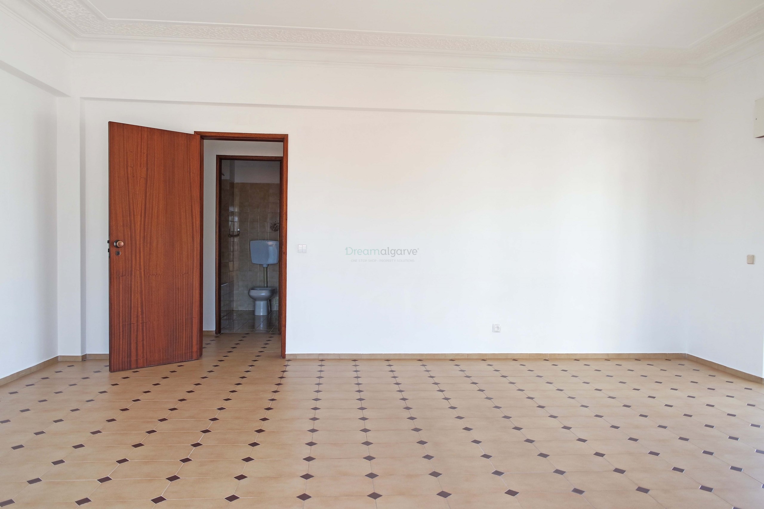 2 Bed, 2 Bath, ApartmentFor Sale, Portimao, Faro, 8500-746