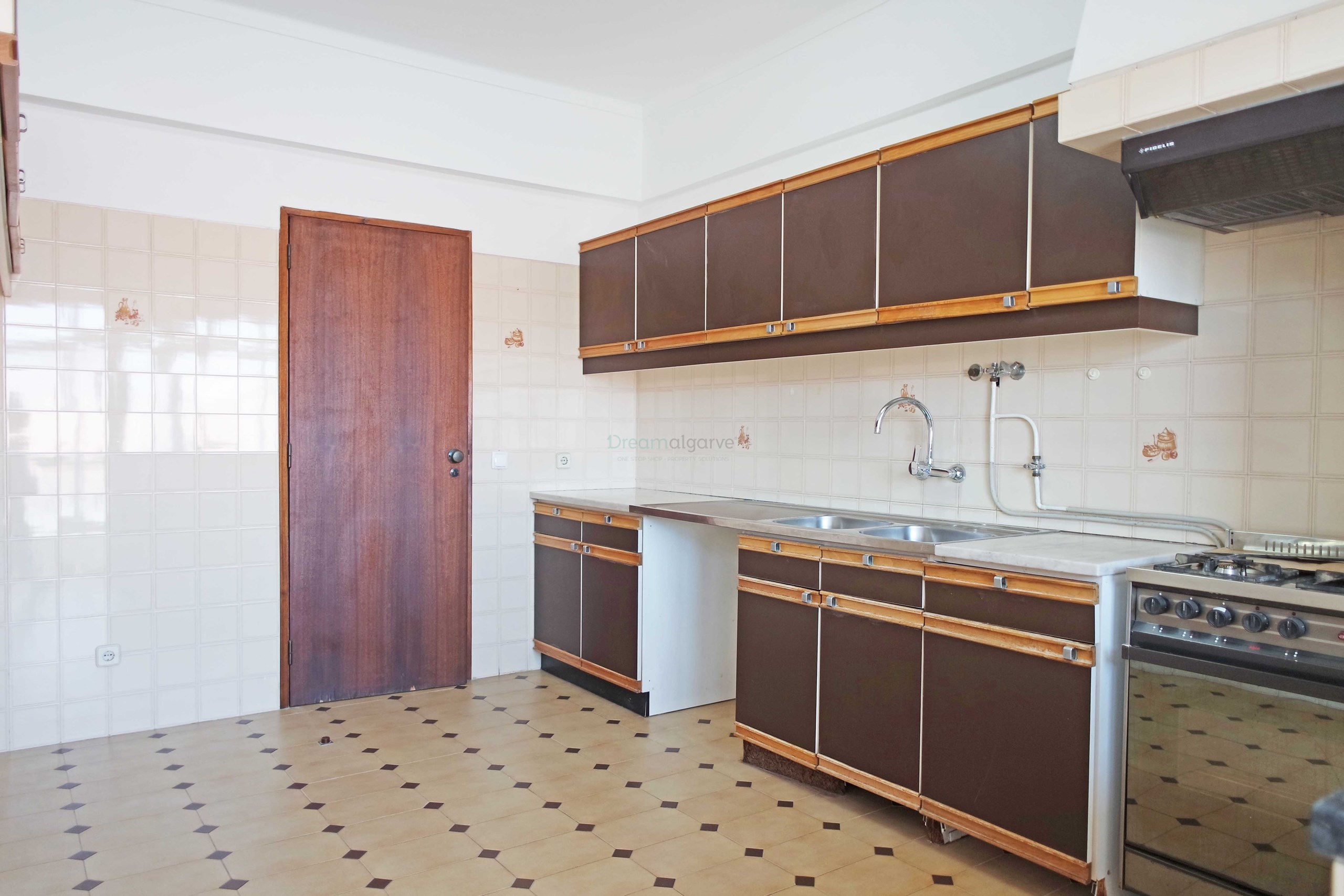 2 Bed, 2 Bath, ApartmentFor Sale, Portimao, Faro, 8500-746