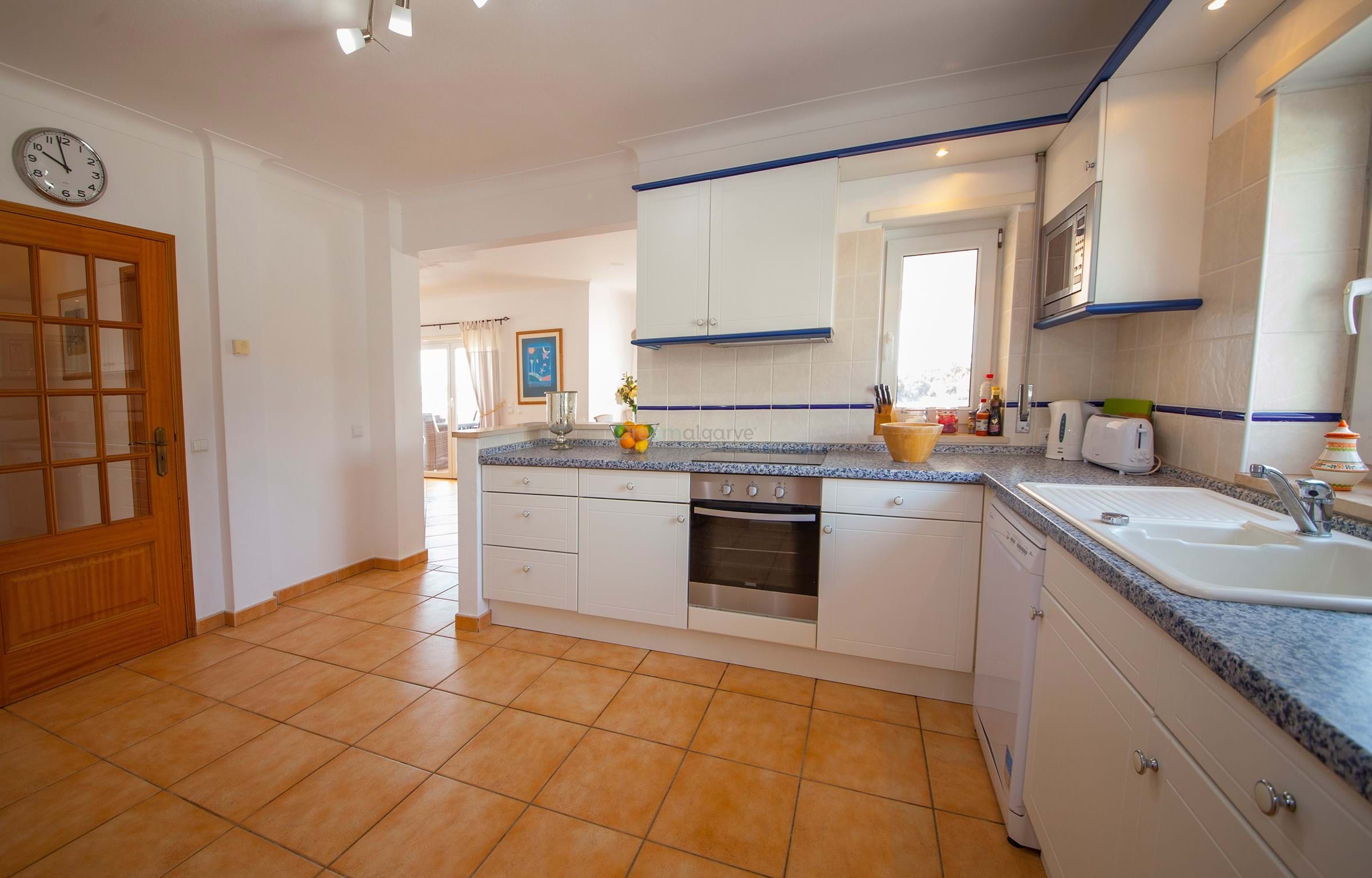 6 Bed, 4 Bath, HouseFor Sale, Lagos, Faro, 8600-250