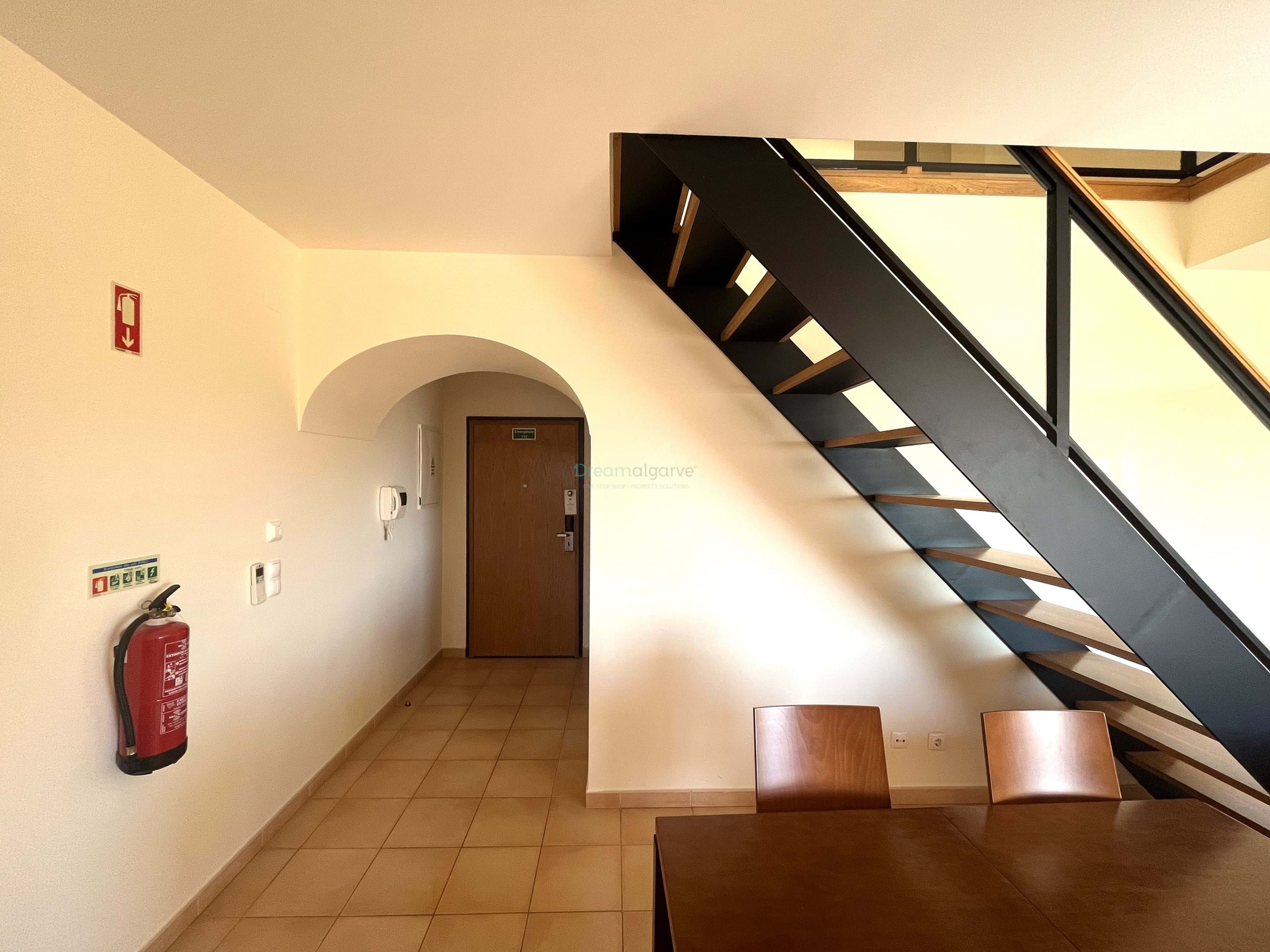 2 Bed, 1 Bath, ApartmentFor Sale, Lagos, Faro, 8600-128