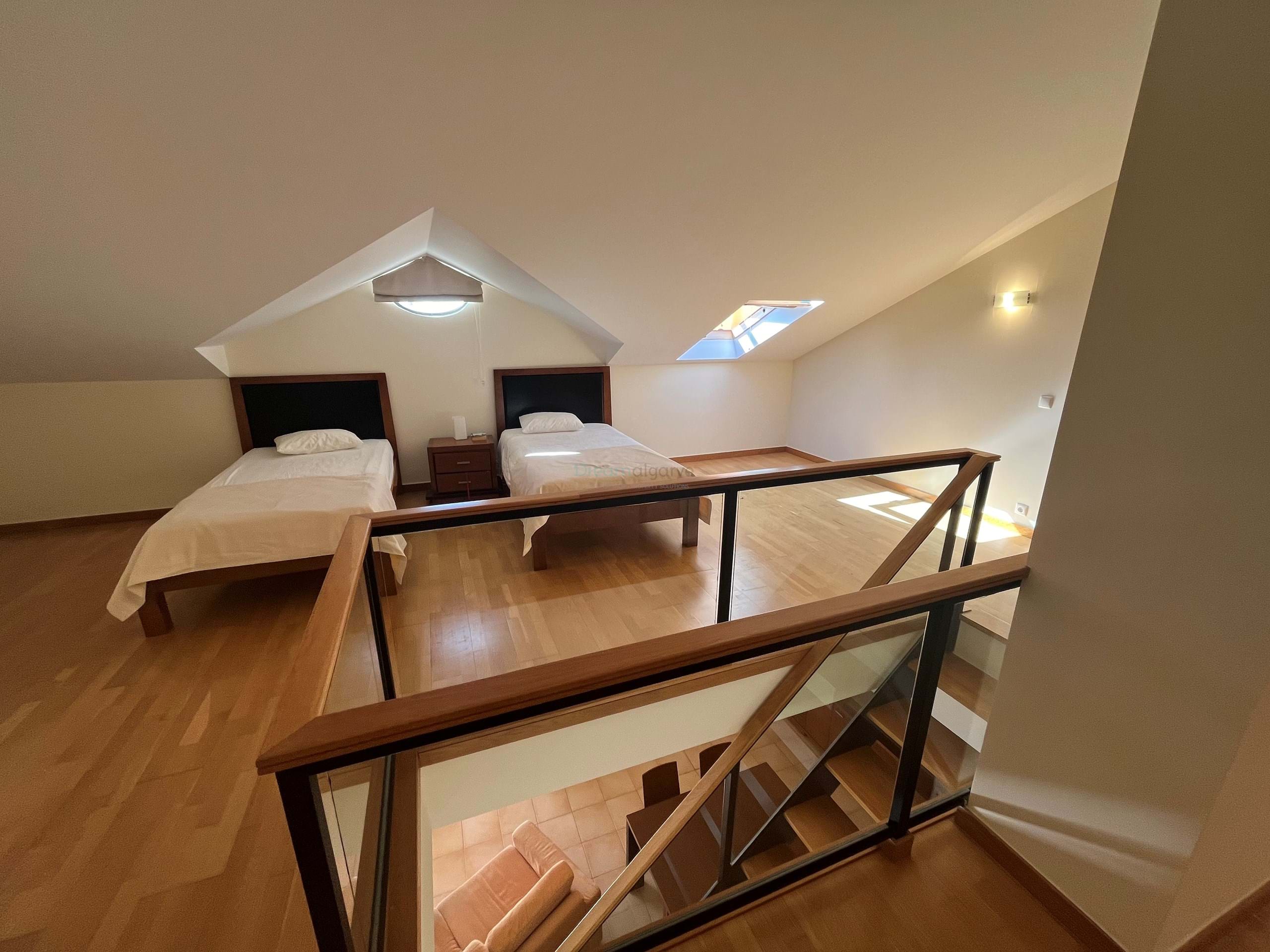 2 Bed, 1 Bath, ApartmentFor Sale, Lagos, Faro, 8600-128