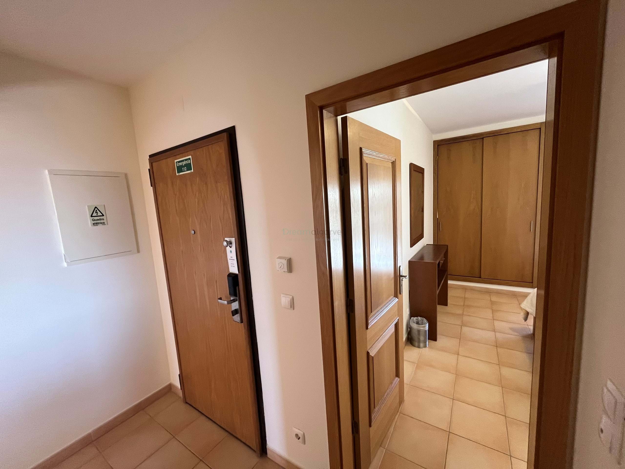 2 Bed, 1 Bath, ApartmentFor Sale, Lagos, Faro, 8600-128