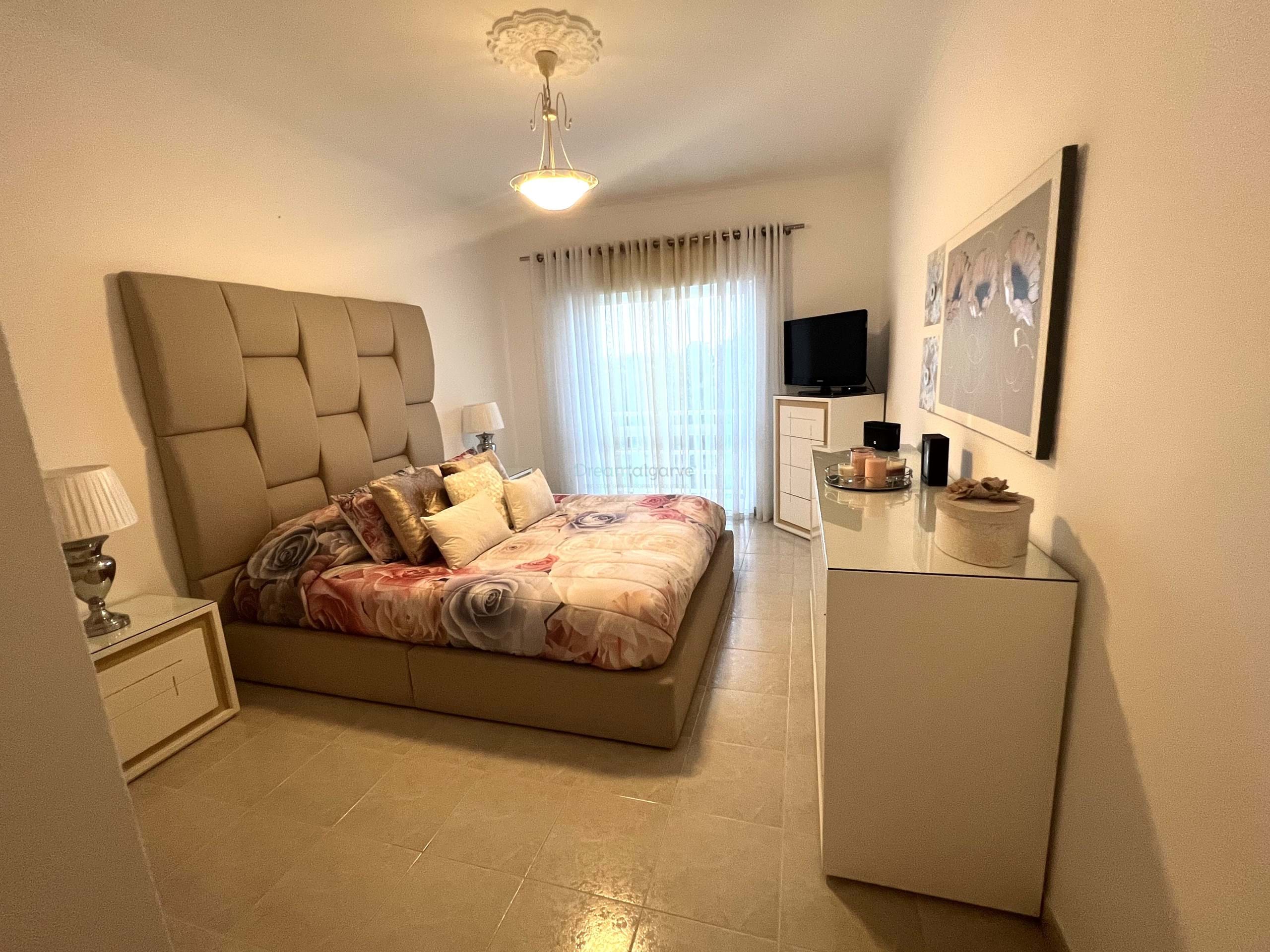 2 Bed, 2 Bath, ApartmentFor Sale, Lagos, Faro, 8600-513