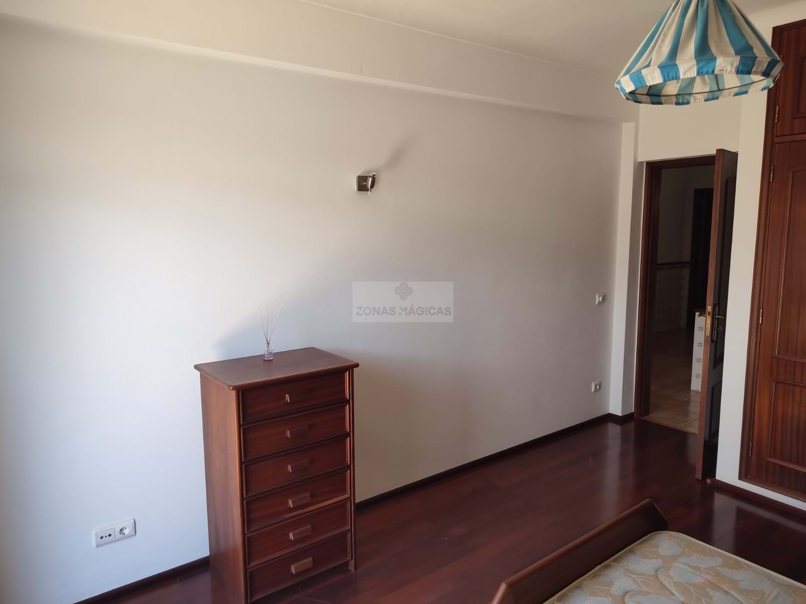 3 Bed, 2 Bath, HouseFor Sale, Lagos, Faro, 8600-013
