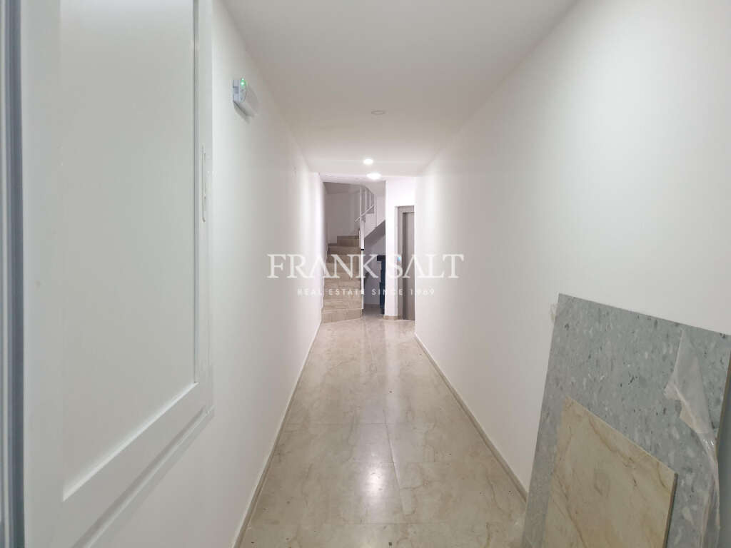 3 Bed, ApartmentFor Sale, Marsascala, Malta