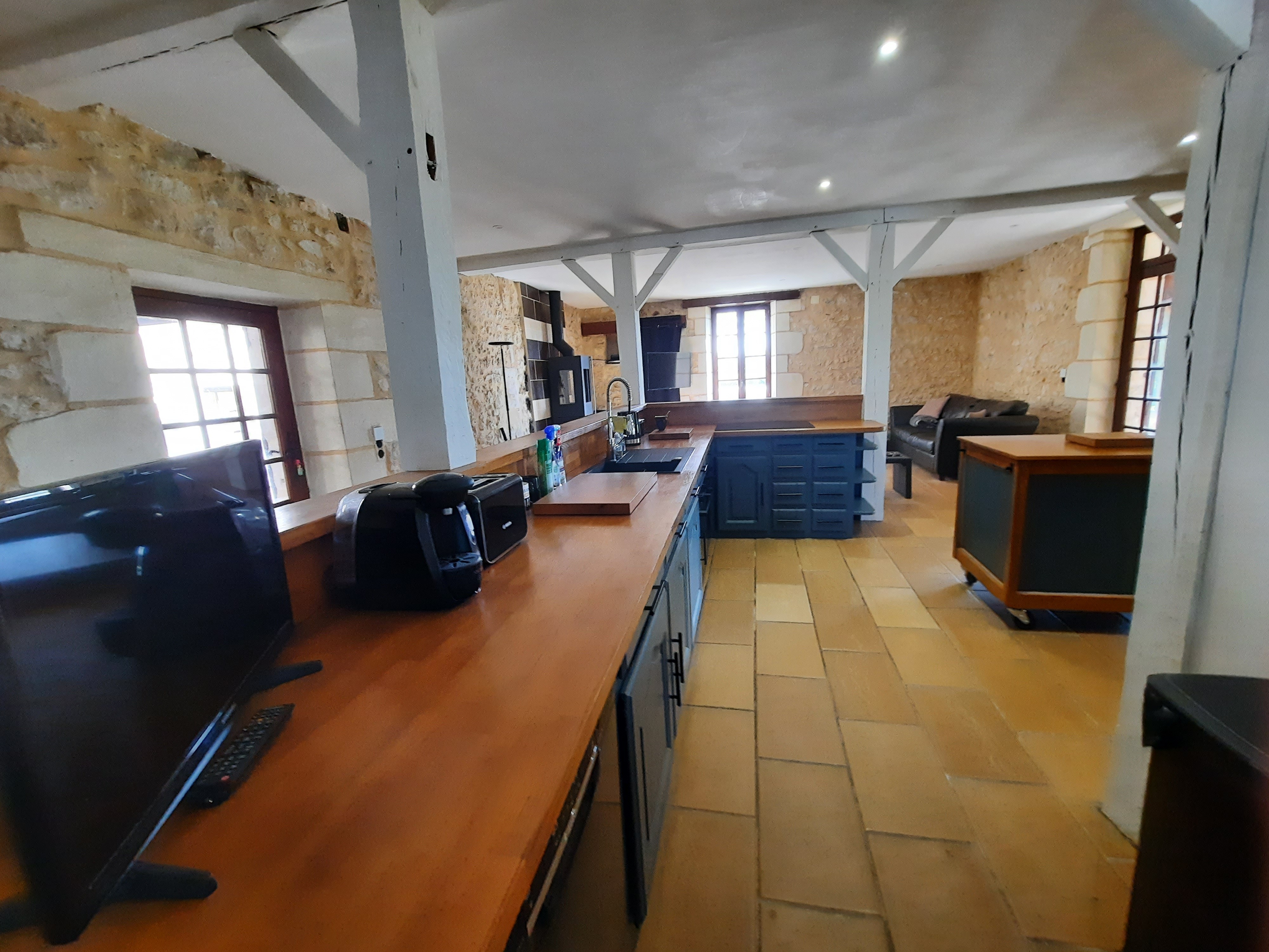 7 Bed, 1 Bath, HouseFor Sale, Eymet, Dordogne, Aquitaine, 24500