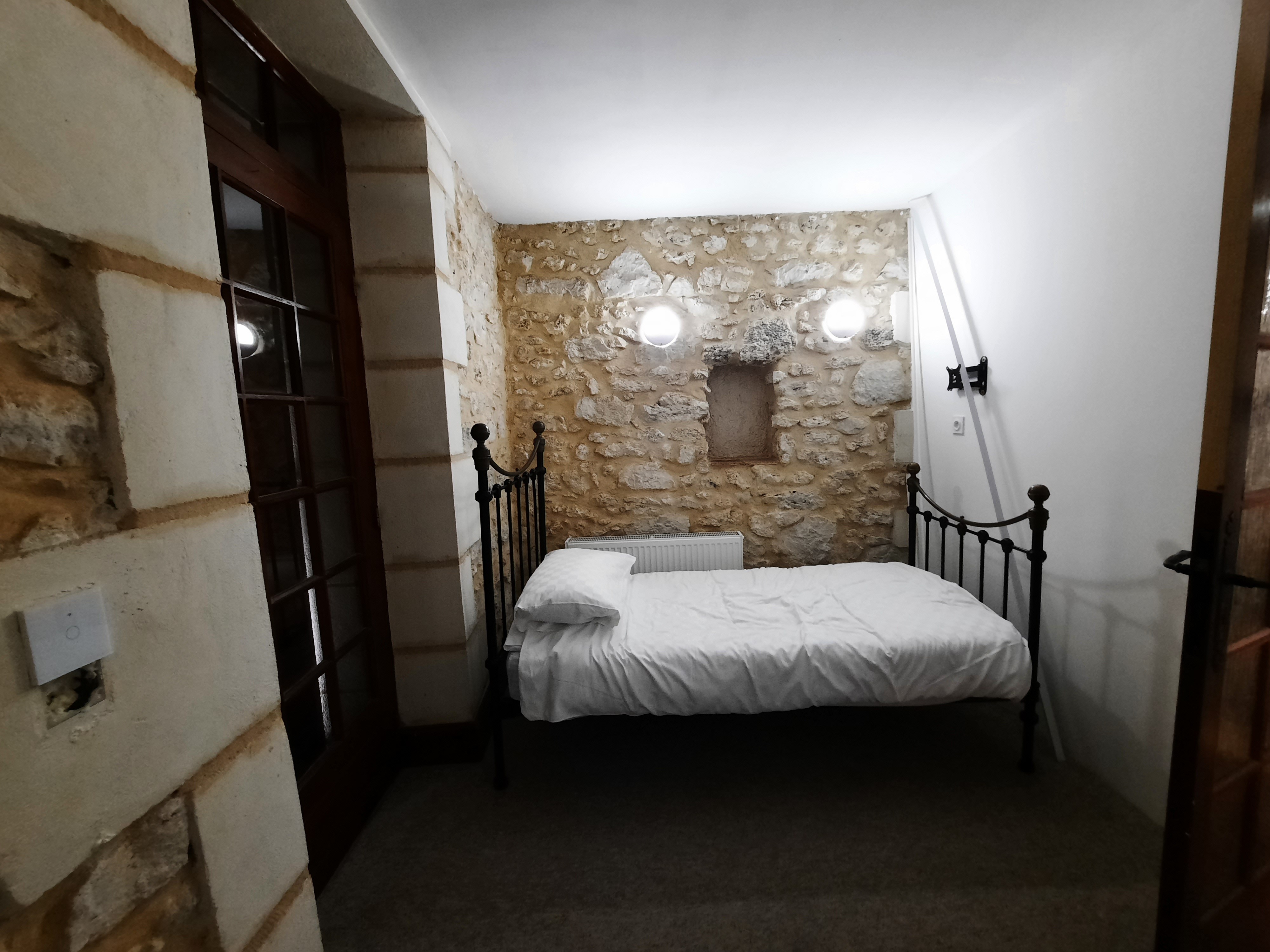 7 Bed, 1 Bath, HouseFor Sale, Eymet, Dordogne, Aquitaine, 24500