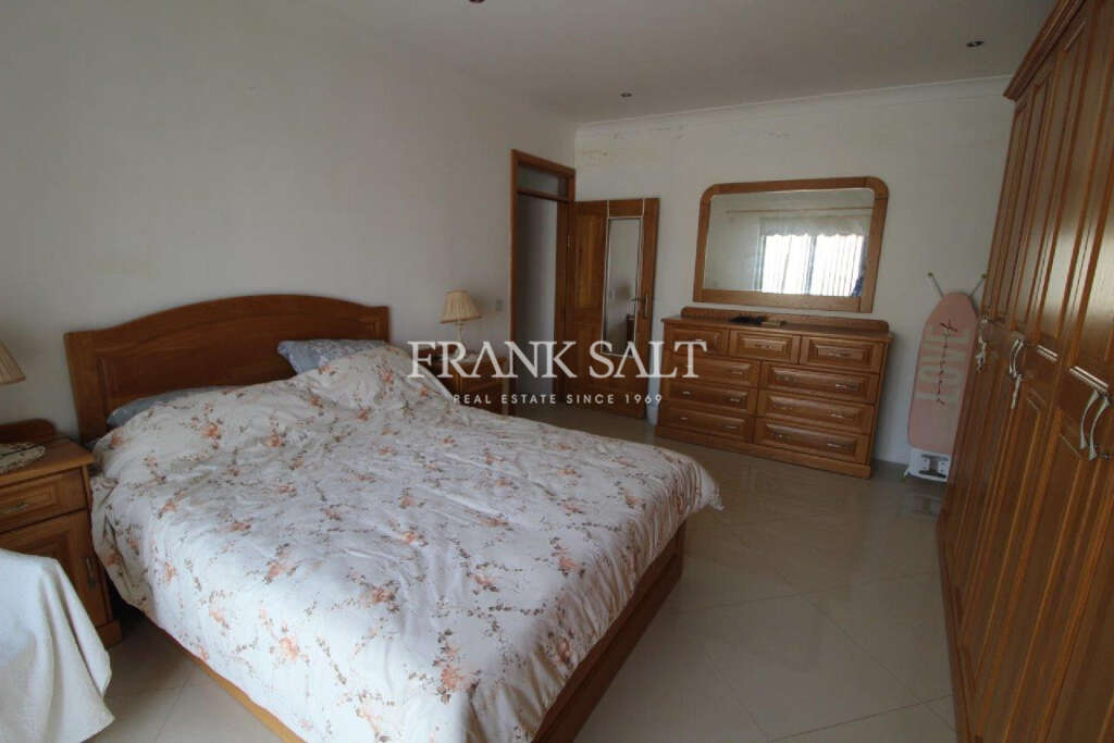 1 Bed, ApartmentFor Sale, Marsalforn, Gozo