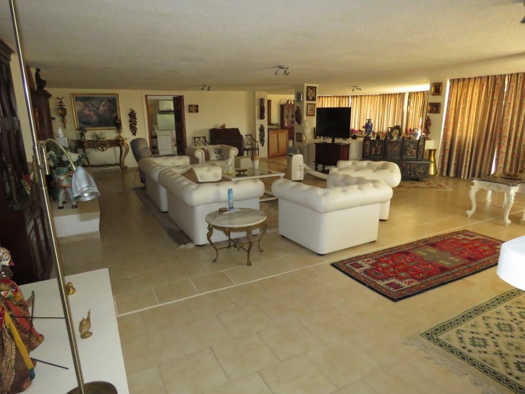 2 Bed, 2 Bath, HouseFor Sale, San Pedro de Alcantara, Malaga