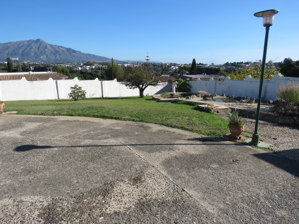 2 Bed, 2 Bath, HouseFor Sale, San Pedro de Alcantara, Malaga