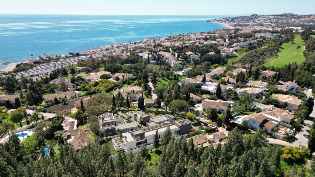 5 Bed, 4 Bath, HouseFor Sale, Mijas Costa, Malaga