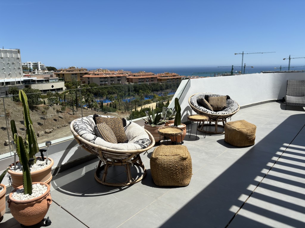 2 Bed, 2 Bath, ApartmentFor Sale, Benalmadena, Malaga 2 Bed, 2 Bath, ApartmentFor Sale, Benalmadena, Malaga