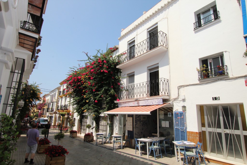 4 Bed, 2 Bath, HouseFor Sale, Marbella, Malaga