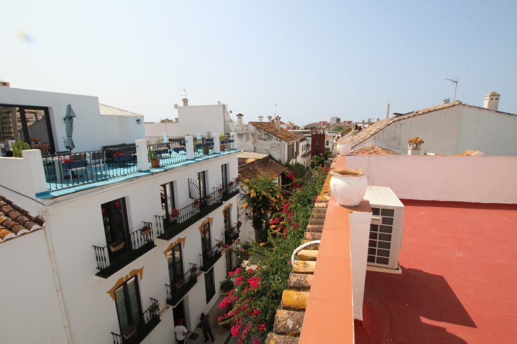 4 Bed, 2 Bath, HouseFor Sale, Marbella, Malaga 4 Bed, 2 Bath, HouseFor Sale, Marbella, Malaga