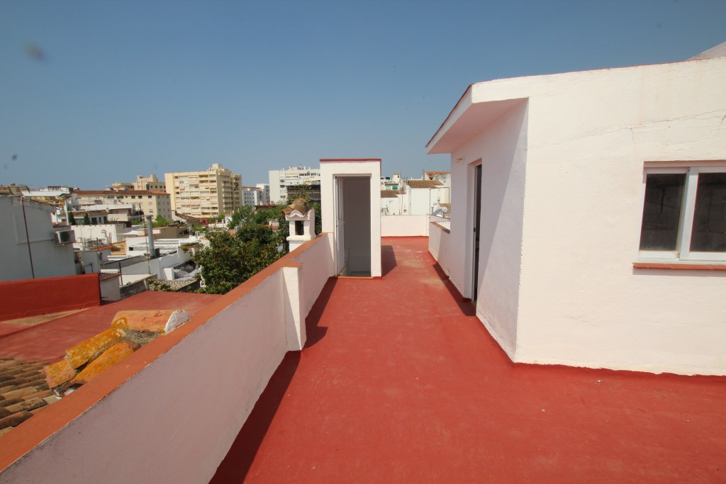 4 Bed, 2 Bath, HouseFor Sale, Marbella, Malaga 4 Bed, 2 Bath, HouseFor Sale, Marbella, Malaga
