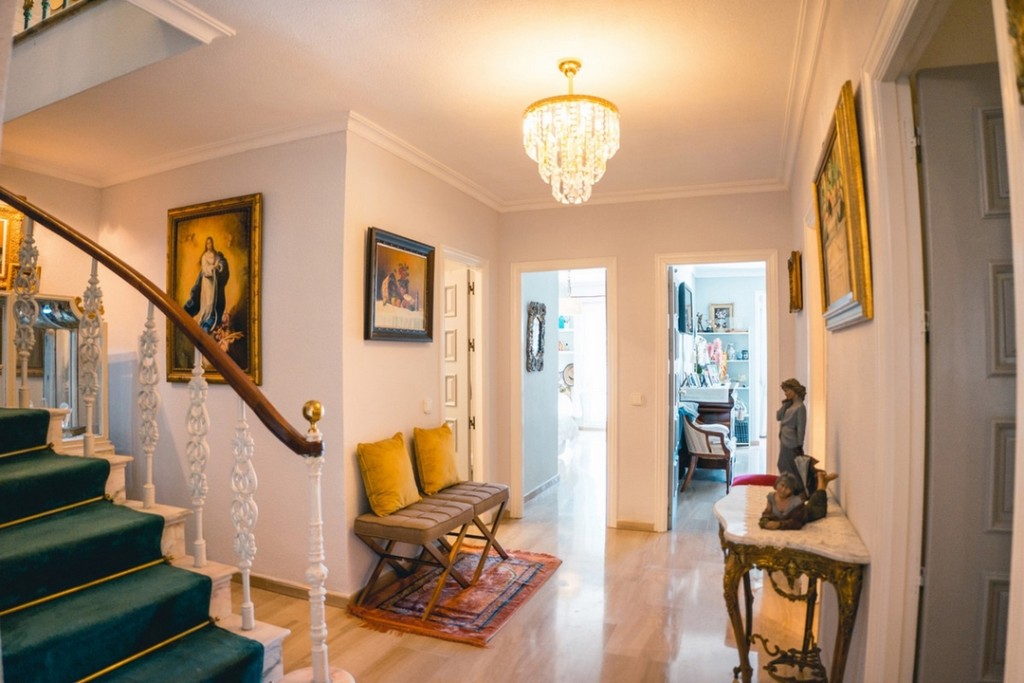 4 Bed, 3 Bath, ApartmentFor Sale, Fuengirola, Malaga