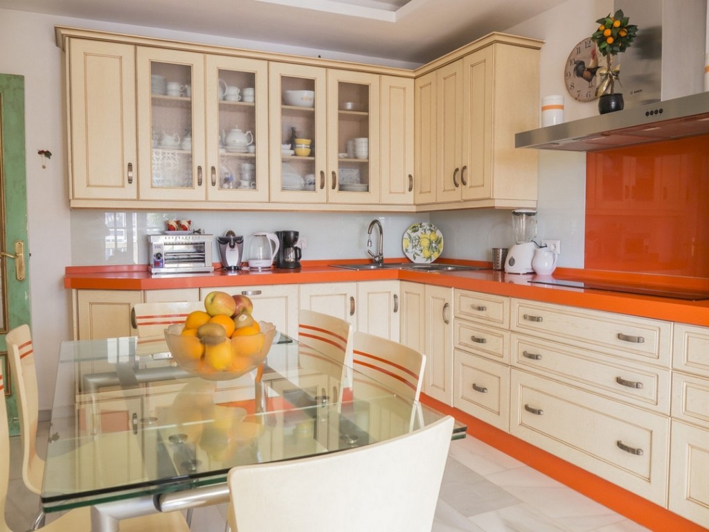 4 Bed, 3 Bath, ApartmentFor Sale, Fuengirola, Malaga
