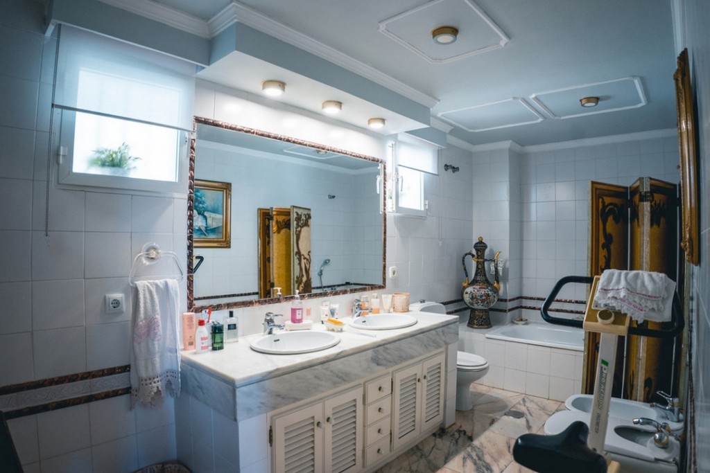 4 Bed, 3 Bath, ApartmentFor Sale, Fuengirola, Malaga