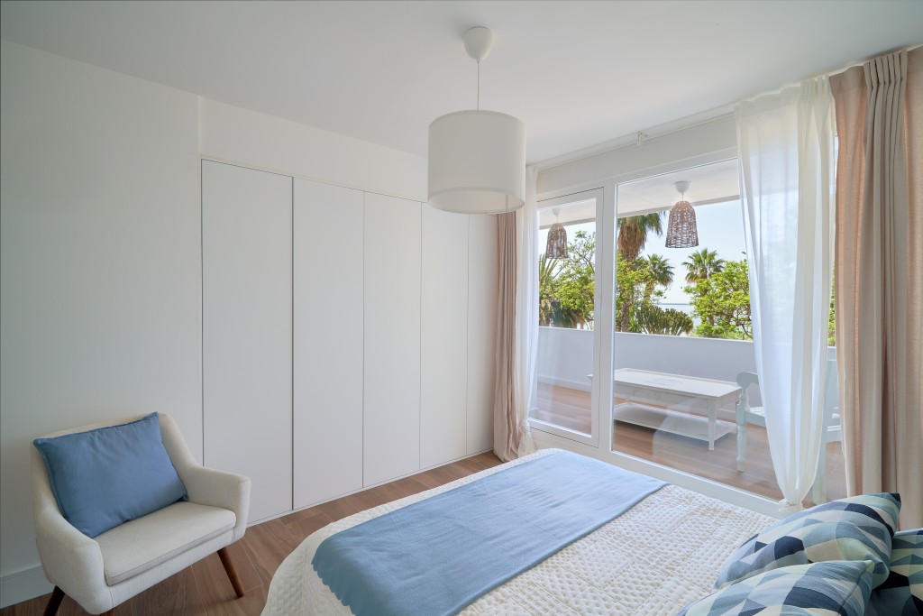 4 Bed, 4 Bath, ApartmentFor Sale, Malaga, Malaga