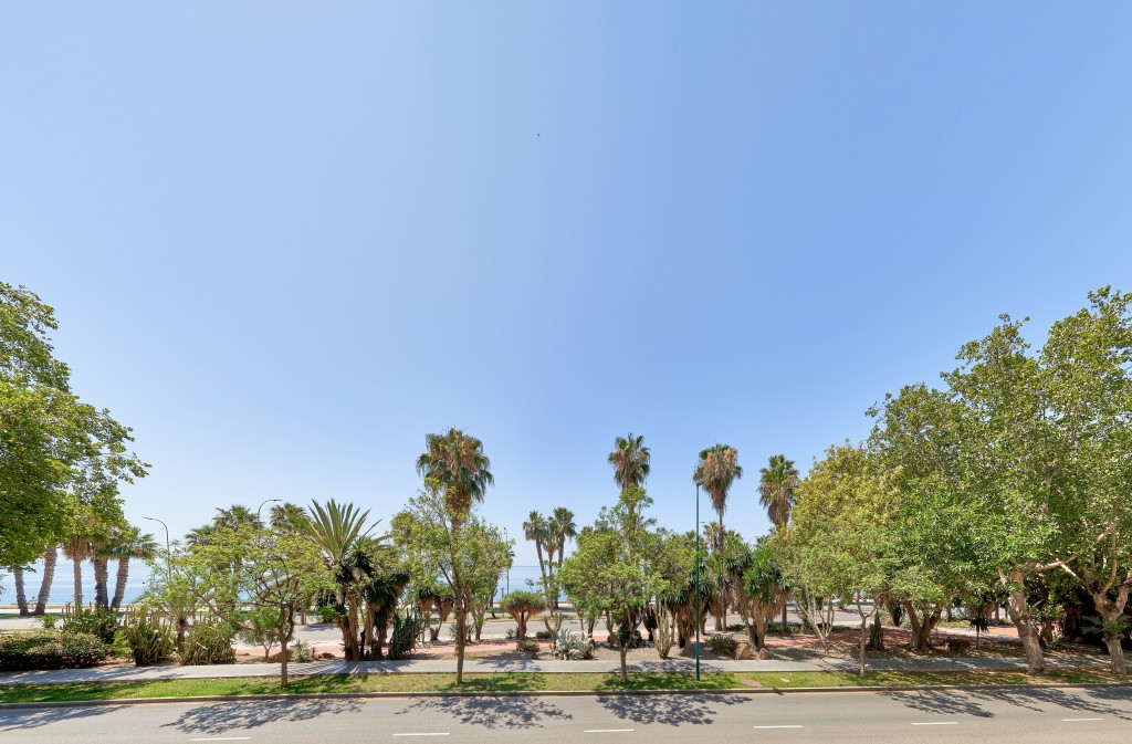 4 Bed, 4 Bath, ApartmentFor Sale, Malaga, Malaga