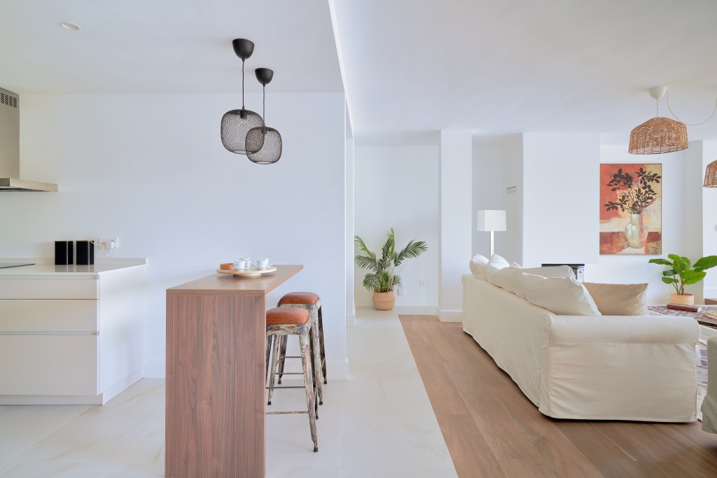 4 Bed, 4 Bath, ApartmentFor Sale, Malaga, Malaga