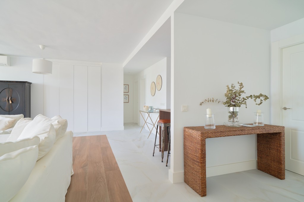 4 Bed, 4 Bath, ApartmentFor Sale, Malaga, Malaga