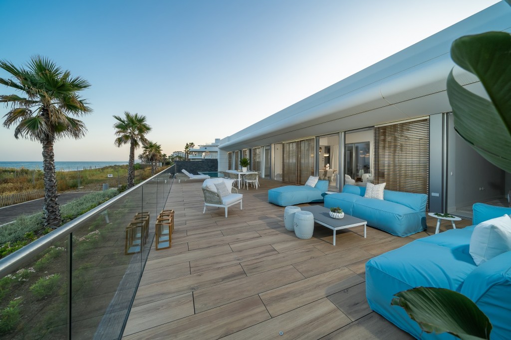 4 Bed, 3 Bath, HouseFor Sale, Estepona, Malaga