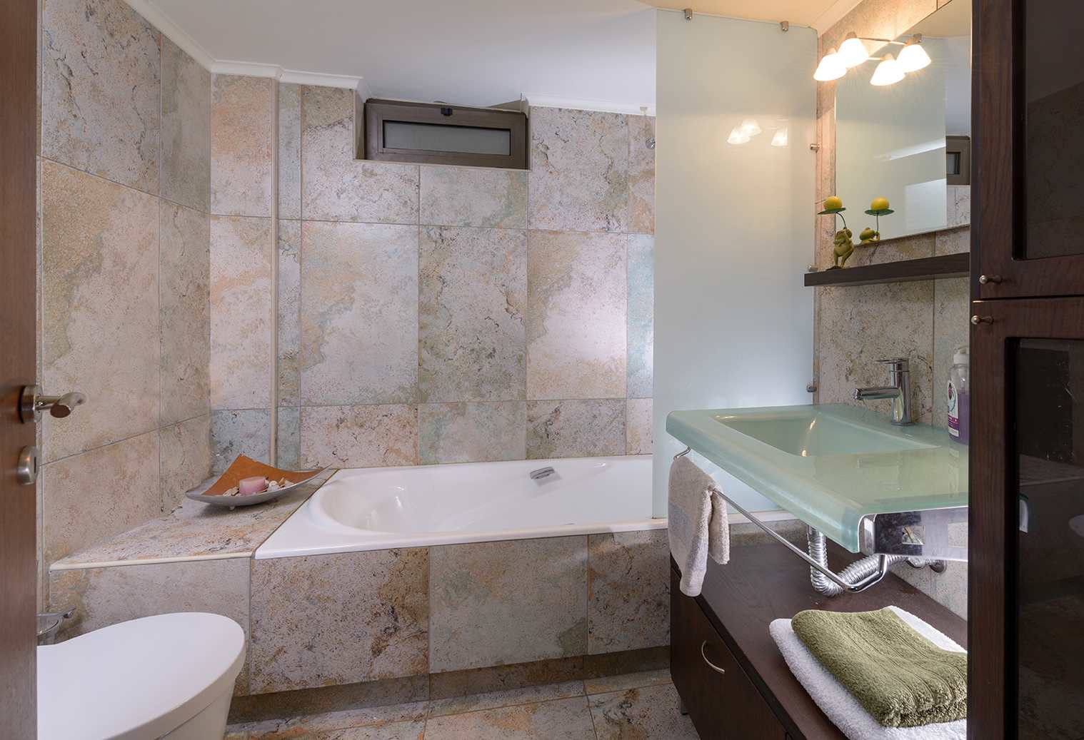 3 Bed, 2 Bath, HouseFor Sale, Heraklion, Crete