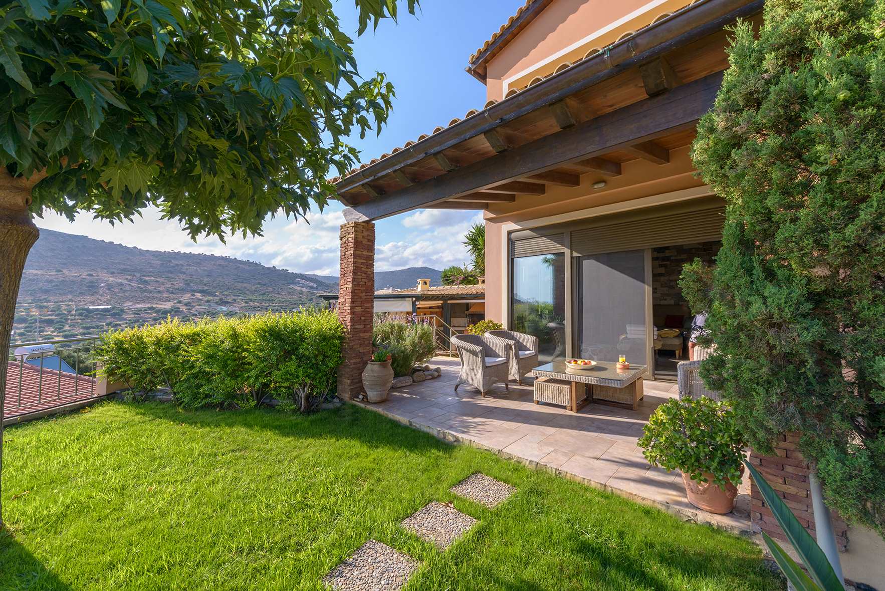 3 Bed, 2 Bath, HouseFor Sale, Heraklion, Crete