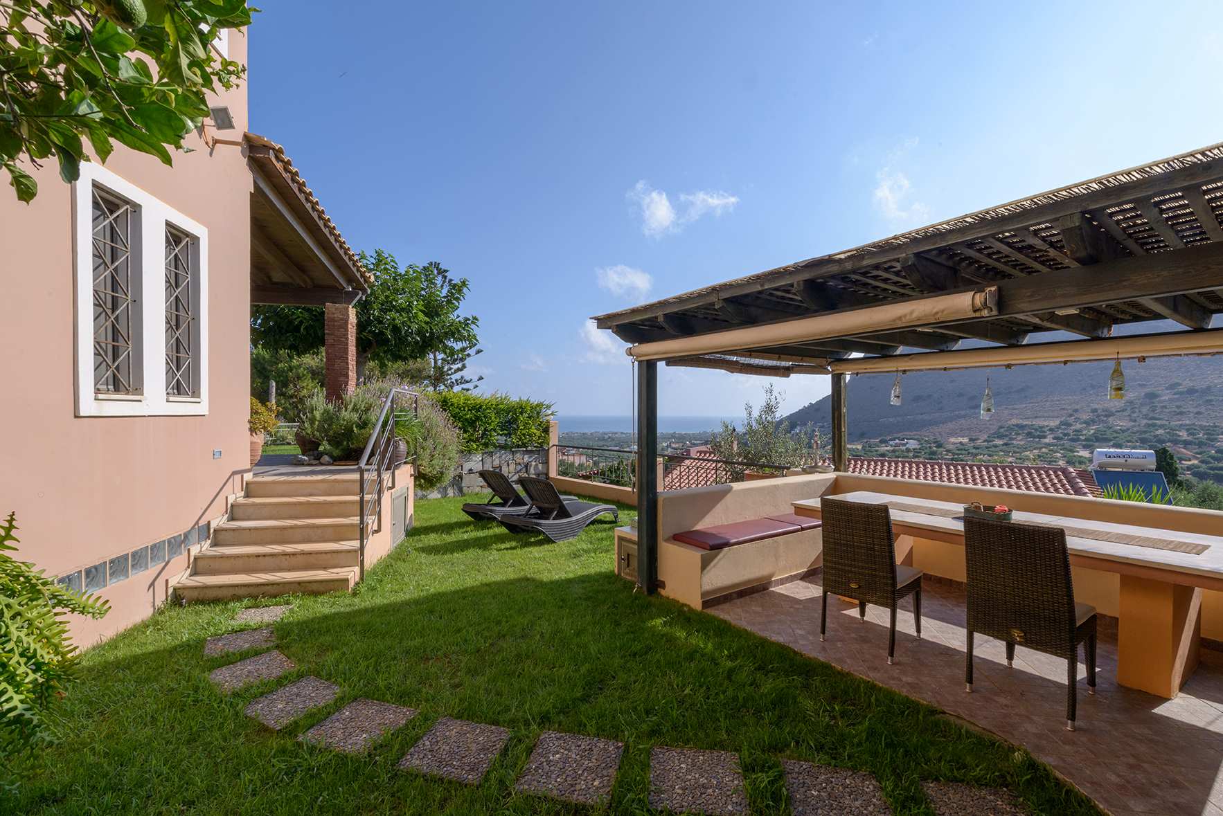 3 Bed, 2 Bath, HouseFor Sale, Heraklion, Crete